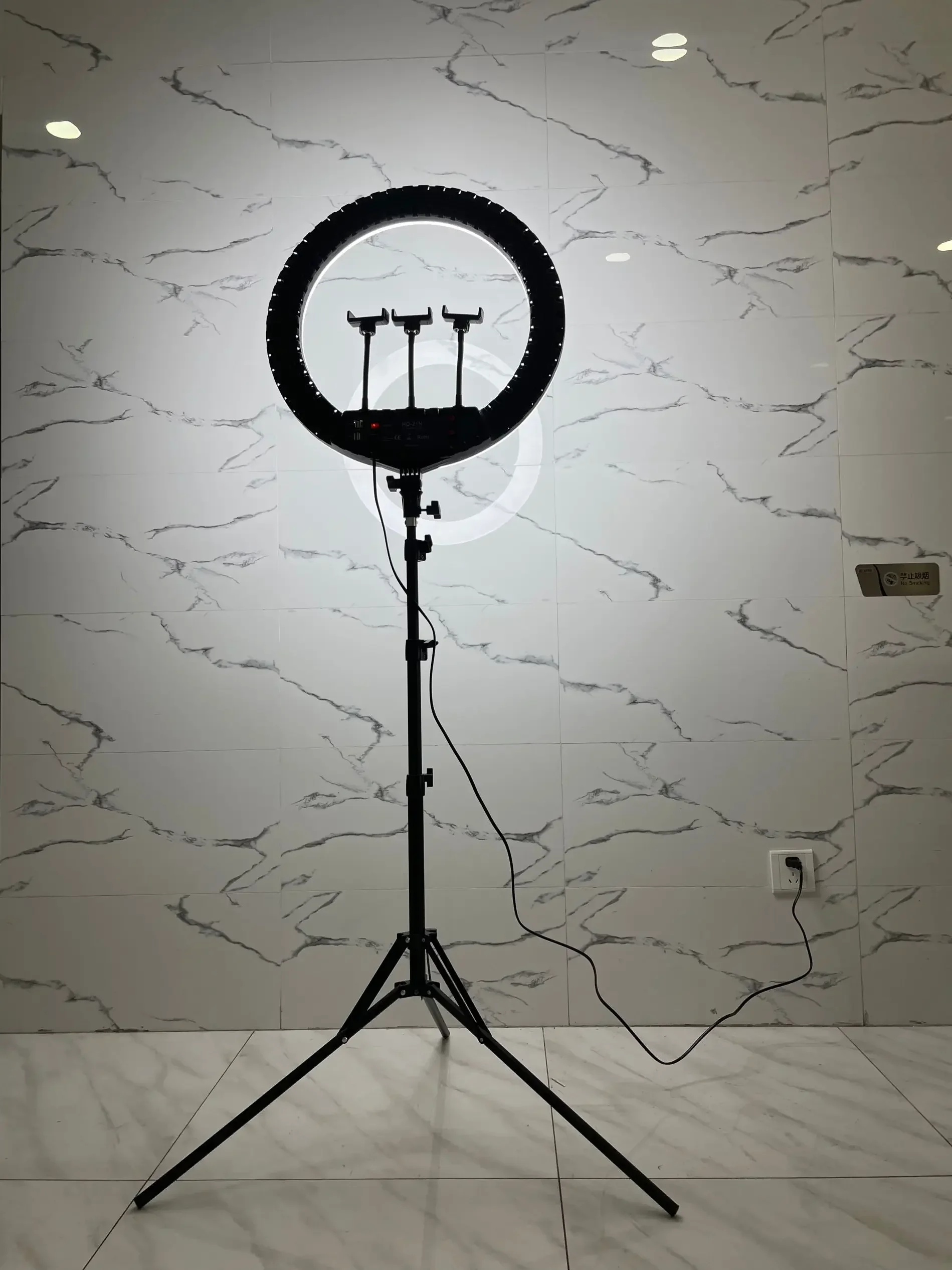 مجموعة إضاءة LED دائرية للتصوي - مراجعة Led Ring Light وسعره