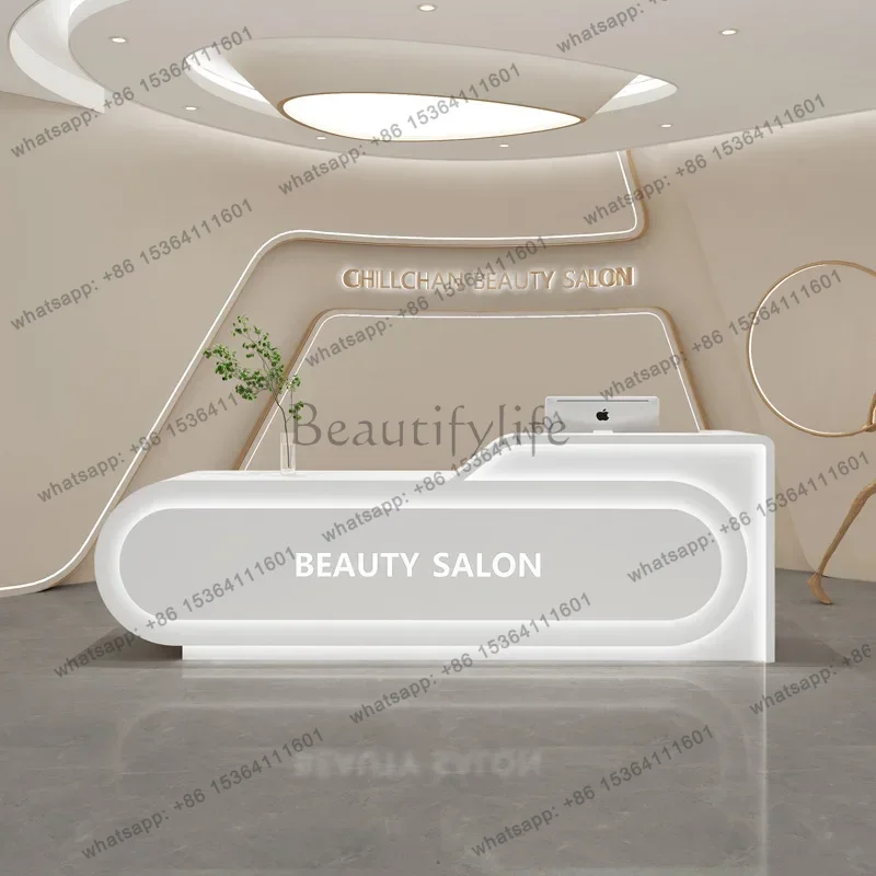 طاولة مكياج منزلية من LJY، كاو - مراجعة Beauty Makeup Institute وسعره